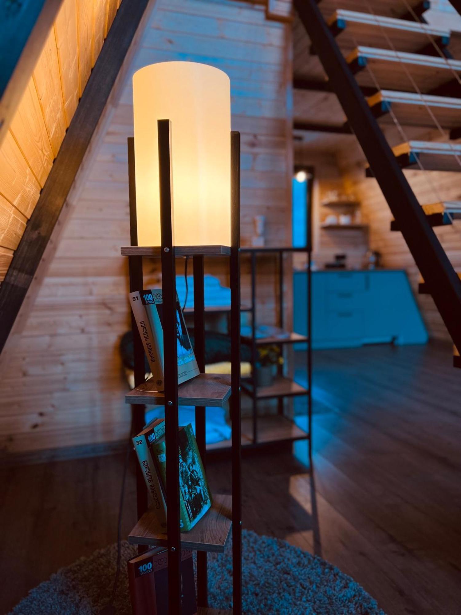 Pyramid Kazbegi Hotel ภายนอก รูปภาพ